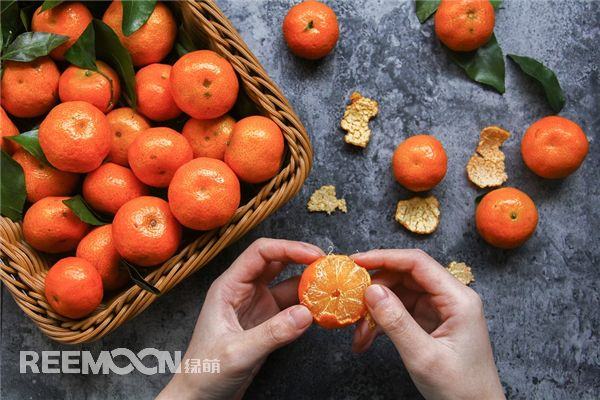 西瓜卖出“猪肉价”，为什么连国产水果都吃不起了？